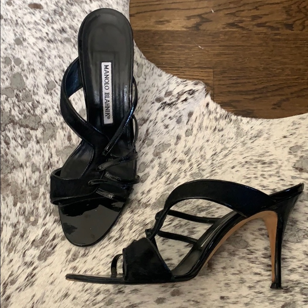 Manolo  Blahnik pony hair patent slide heels 38 💜